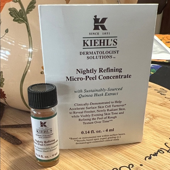 NEW Kiehl's Nightly Refining Micro-Peel Concentrate - White and Brown - Picture 1 of 3